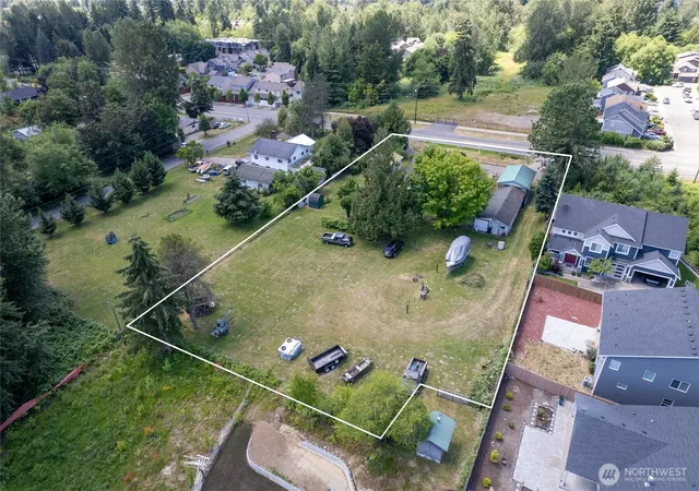 Photo 3 of Single family home for sale at 26508 132nd Avenue Se, Kent, WA 98042 | MLS# NWM2539070 | Listing updated on 2026-09-22
