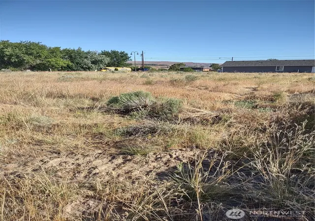 Photo 2 of Land for sale at 718 S Division, Soap Lake, WA 98851 | MLS# NWM2539137 | Listing updated on 2026-09-22