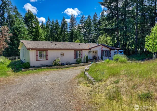 Photo 1 of Manufactured home for sale at 2026 Se Yakima St, Port Orchard, WA 98367 | MLS# NWM2539153 | Listing updated on 2026-09-22
