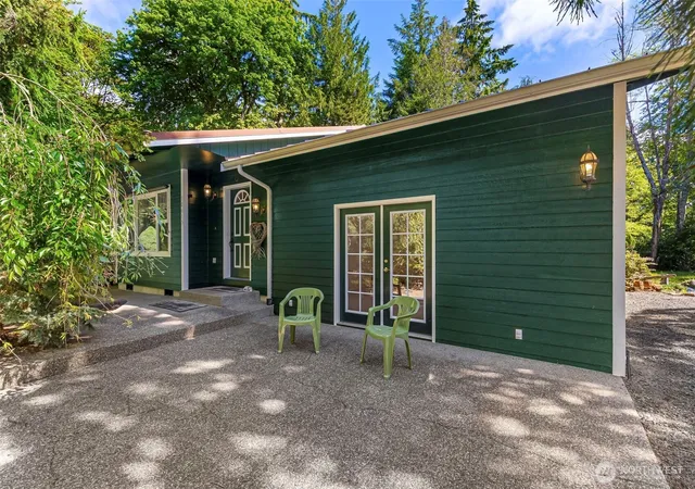 Photo 2 of Single family home for sale at 10615 135th Avenue Nw, Gig Harbor, WA 98329 | MLS# NWM2539162 | Listing updated on 2026-09-30
