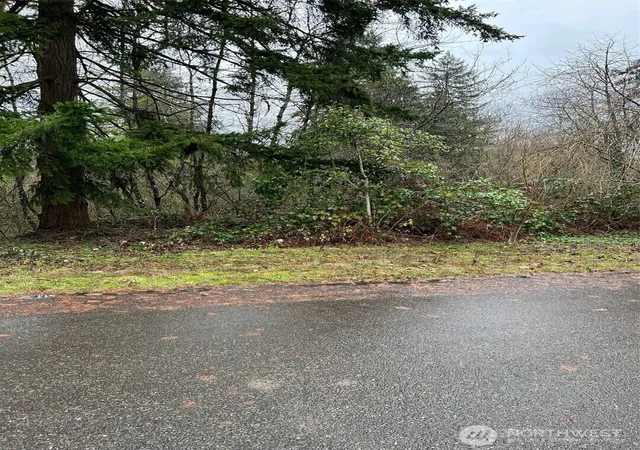 Photo 3 of Land for sale at 186 NE Xx 161st Pl, Woodinville, WA 98072 | MLS# NWM2539182 | Listing updated on 2026-09-22
