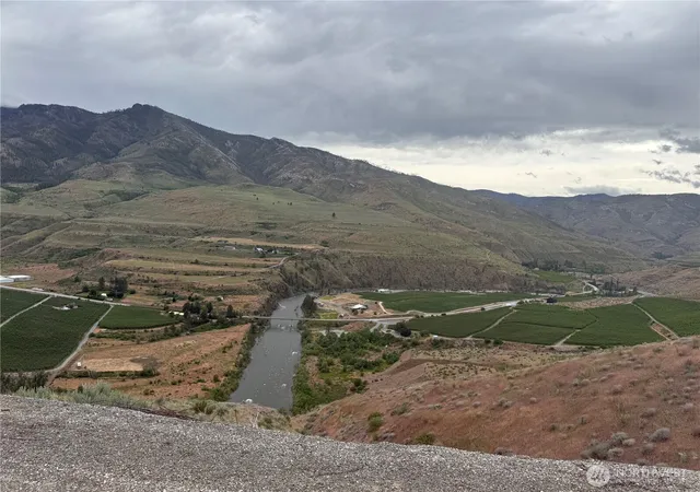 Photo 3 of Land for sale at 300 Buckhorn Mountain Dr, Pateros, WA 98846 | MLS# NWM2539191 | Listing updated on 2026-09-22