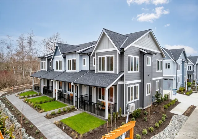 Photo 1 of Condo for sale at 1601 N Waugh Rd #A-D, Mount Vernon, WA 98273 | MLS# NWM2539203 | Listing updated on 2026-09-22