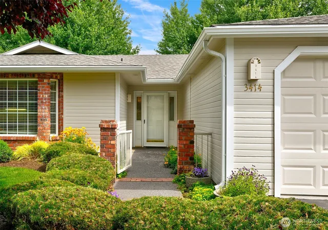 Photo 3 of Single family home for sale at 3414 Fairbanks Ave, Yakima, WA 98902 | MLS# NWM2539403 | Listing updated on 2026-10-02