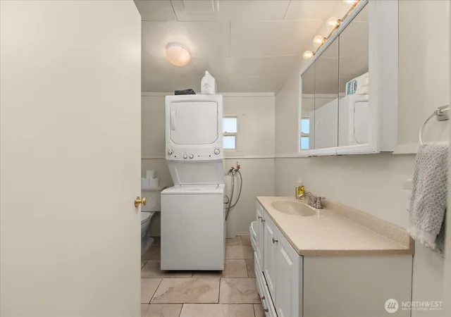 Photo 4 of Single family home for sale at 1014 Washington St, Davenport, WA 99122 | MLS# NWM2539481 | Listing updated on 2026-10-06