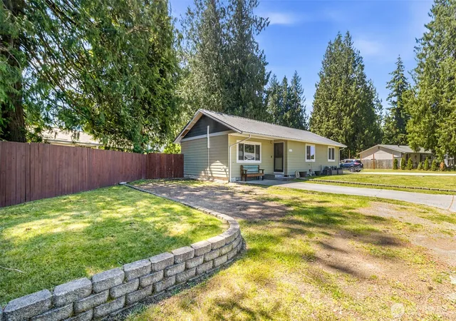 Photo 3 of Single family home for sale at 5730 146th Street Ne, Marysville, WA 98271 | MLS# NWM2539484 | Listing updated on 2026-09-22