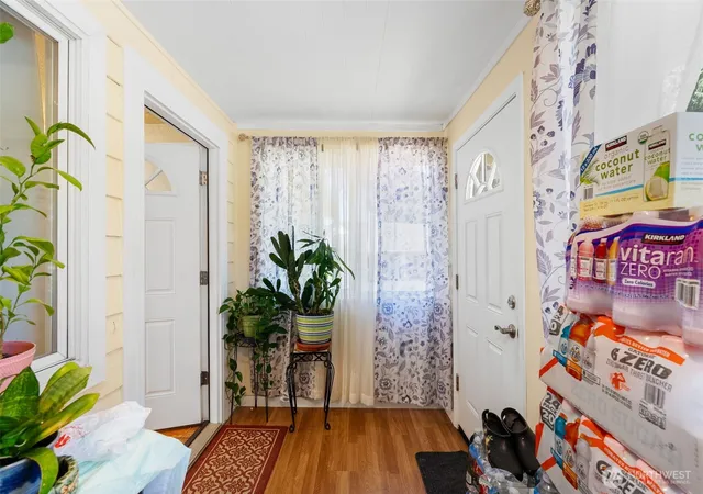 Photo 3 of Single family home for sale at 30621 8th Place S, Federal Way, WA 98003 | MLS# NWM2539501 | Listing updated on 2026-09-22