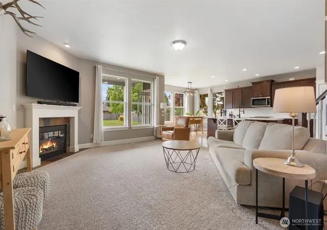 Photo 4 of Single family home for sale at 17845 Irwin St SW, Rochester, WA 98579 | MLS# NWM2539524 | Listing updated on 2026-09-30