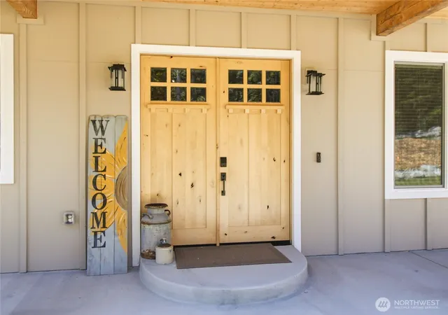 Photo 3 of Single family home for sale at 39456 Mountain Park Dr E, Roy, WA 98580 | MLS# NWM2539555 | Listing updated on 2026-09-22