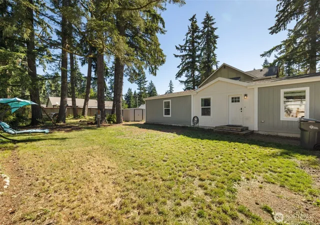 Manufactured home for sale at 19613 25th Street Ct SW, Lakebay, WA 98349 | MLS# NWM2539591