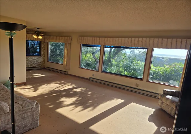 Photo 4 of Single family home for sale at 30011 J Pl, Ocean Park, WA 98640 | MLS# NWM2539601 | Listing updated on 2026-09-22