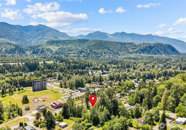 Photo 2 of Manufactured home for sale at 45356 Nellie Ln, Concrete, WA 98237 | MLS# NWM2539617 | Listing updated on 2026-09-22