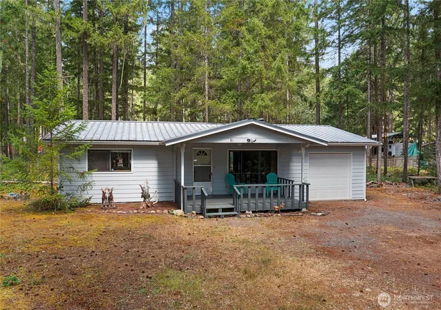 Photo 1 of Single family home for sale at 81 N Buckhorn Ct, Hoodsport, WA 98548 | MLS# NWM2539668 | Listing updated on 2026-09-22