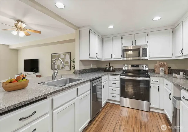 Photo 3 of Condo for sale at 3941 226th Place Se #103, Issaquah, WA 98029 | MLS# NWM2539672 | Listing updated on 2026-10-03