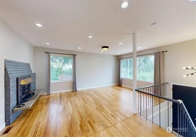 Photo 4 of Single family home for sale at 1000 NE Duncan Ln, Pullman, WA 99163 | MLS# NWM2539742 | Listing updated on 2026-09-22