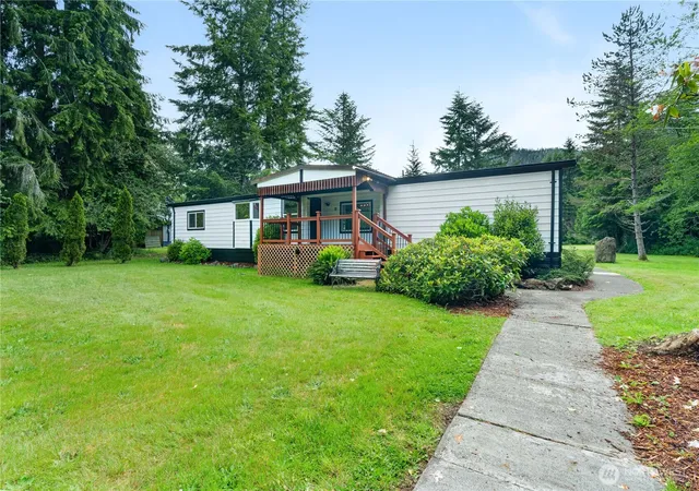 Photo 2 of Manufactured home for sale at 5450 Us Hwy 101, Humptulips, WA 98552 | MLS# NWM2539750 | Listing updated on 2026-09-22