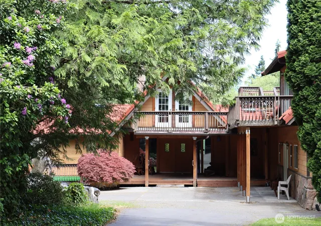 Photo 2 of Sale Pending at 7022 Ne 170th Street, Kenmore, WA 98028 | MLS# NWM2539850 | Listing updated on 2026-10-01