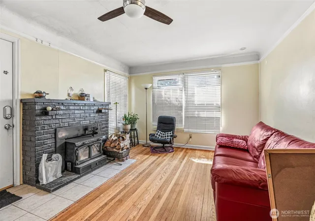 Photo 4 of Single family home for sale at 540 27th Avenue, Longview, WA 98632 | MLS# NWM2539862 | Listing updated on 2026-09-22