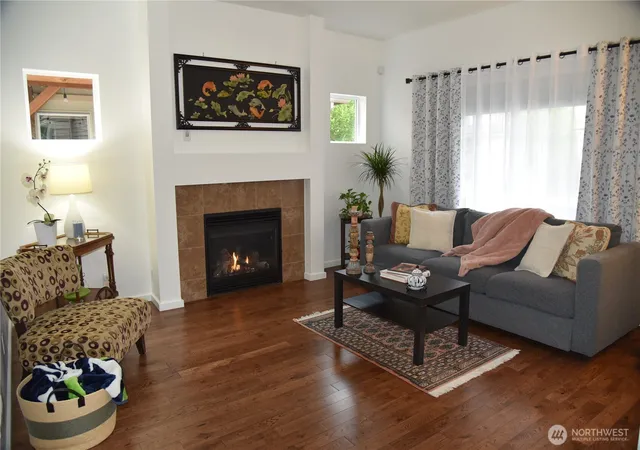 Photo 3 of Single family home for sale at 1327 42nd Street NE, Auburn, WA 98002 | MLS# NWM2539900 | Listing updated on 2026-09-22