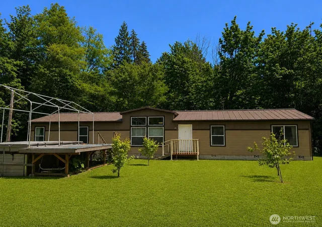 Photo 1 of Manufactured home for sale at 1611 E N Bay Rd, Allyn, WA 98524 | MLS# NWM2539902 | Listing updated on 2026-09-22
