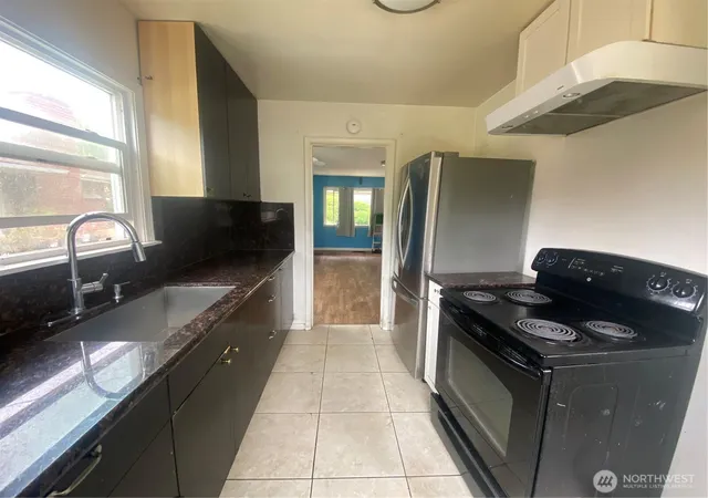 Photo 3 of Townhouse for sale at 3625 15th Avenue S, Seattle, WA 98144 | MLS# NWM2539907 | Listing updated on 2026-09-22