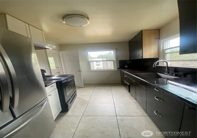 Photo 3 of Townhouse for sale at 3625 15th Avenue S, Seattle, WA 98144 | MLS# NWM2539907 | Listing updated on 2026-09-22
