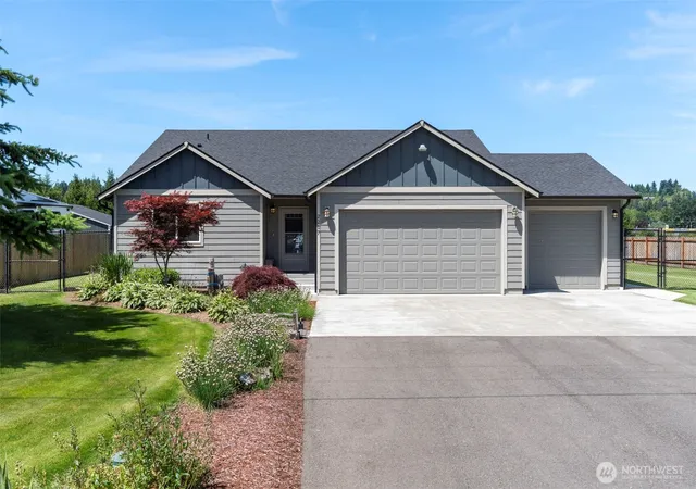 Photo 2 of Single family home for sale at 2217 Sirkka Ave, Centralia, WA 98531 | MLS# NWM2539916 | Listing updated on 2026-09-28