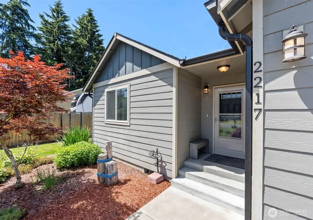 Photo 3 of Single family home for sale at 2217 Sirkka Ave, Centralia, WA 98531 | MLS# NWM2539916 | Listing updated on 2026-09-28