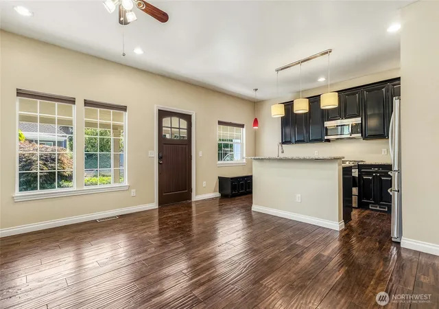 Photo 3 of Single family home for sale at 1031 Bonnie Brae St, Walla Walla, WA 99362 | MLS# NWM2539994 | Listing updated on 2026-09-22