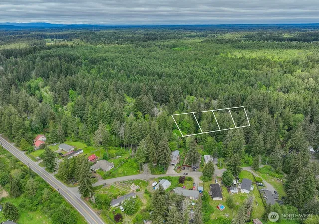 Photo 3 of Sale Pending at 14247 Se Beaver Dr, Rainier, WA 98576 | MLS# NWM2540007 | Listing updated on 2026-09-25