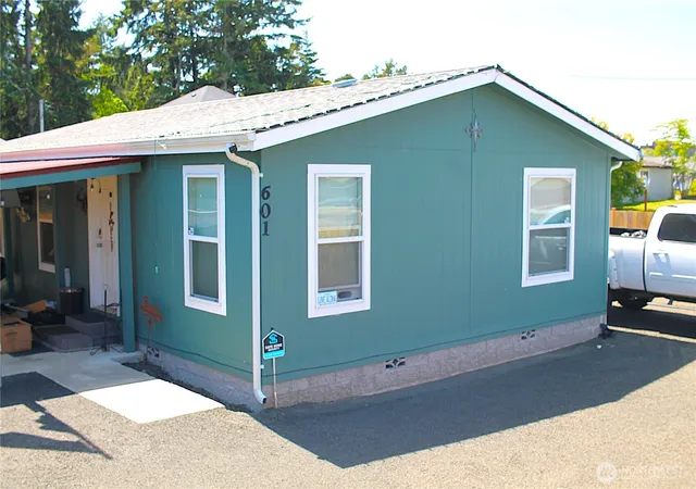 Photo 2 of Sale Pending at 601 Veterans Ave, Westport, WA 98595 | MLS# NWM2540072 | Listing updated on 2026-09-30