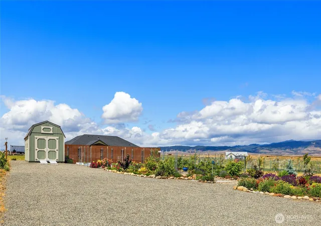 Photo 4 of Single family home for sale at 1630 Bitterbrush Dr, Ellensburg, WA 98926 | MLS# NWM2540077 | Listing updated on 2026-09-22