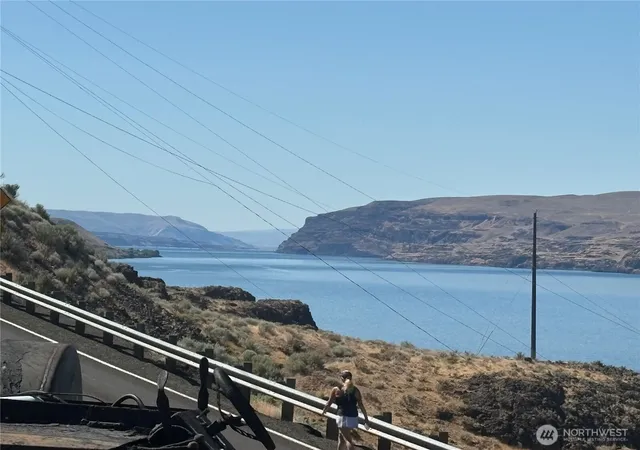 Photo 3 of Land for sale at 1422 SW Sunland Rd, Quincy, WA 98848 | MLS# NWM2540082 | Listing updated on 2026-09-22