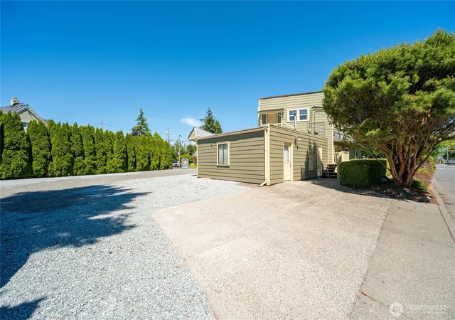 Photo 3 of Sale Pending at 2701 Northwest Ave, Bellingham, WA 98225 | MLS# NWM2540094 | Listing updated on 2026-09-25