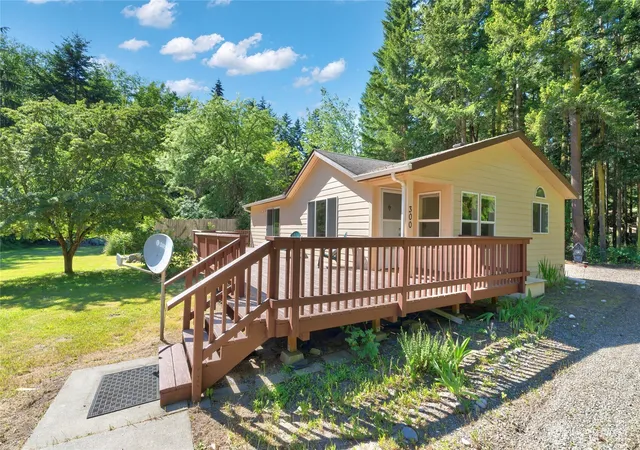 Photo 1 of Manufactured home for sale at 300 S 2nd Street, Port Townsend, WA 98368 | MLS# NWM2540096 | Listing updated on 2026-09-22