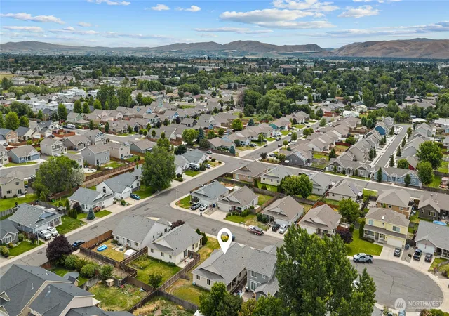 Photo 4 of Sale Pending at 105 Joanna Pl, Ellensburg, WA 98926 | MLS# NWM2540124 | Listing updated on 2026-09-25