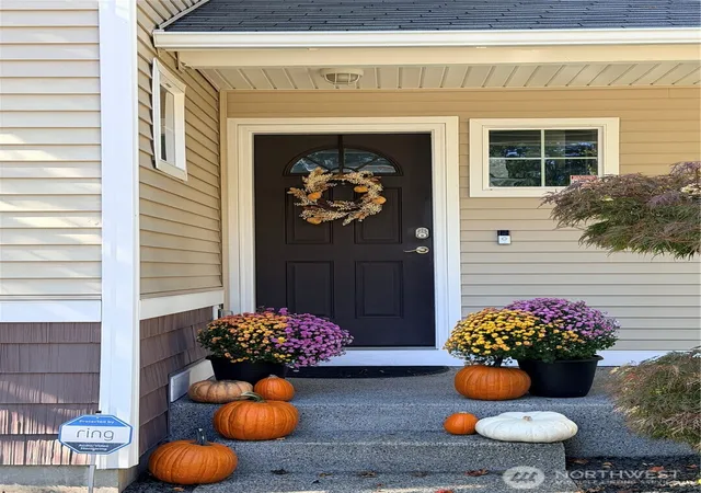 Single family home for sale at 6833 Desperado Dr SE, Tumwater, WA 98501 | MLS# NWM2540141