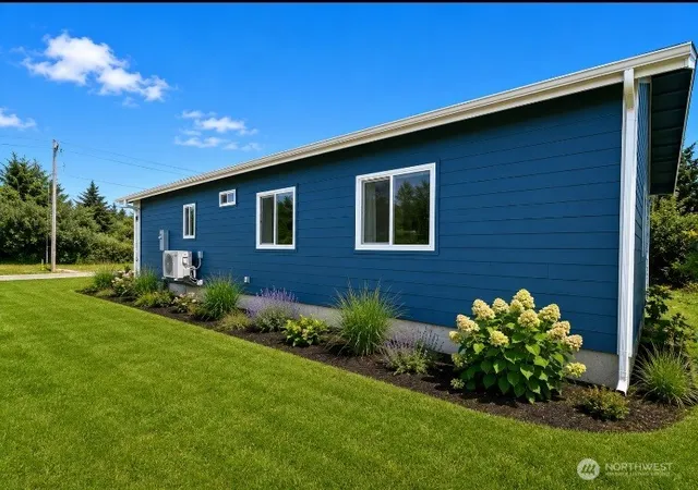 Photo 3 of House for sale at 221 Marine View Dr SW, Ocean Shores, WA 98569 | MLS# NWM2540155 | Listing updated on 2026-09-22