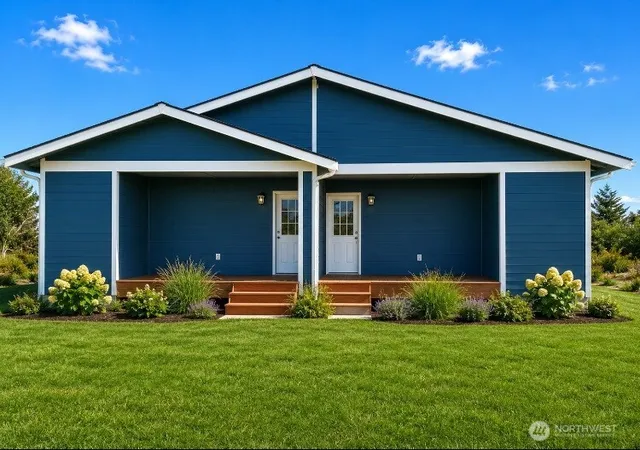 Photo 4 of House for sale at 221 Marine View Dr SW, Ocean Shores, WA 98569 | MLS# NWM2540155 | Listing updated on 2026-09-22