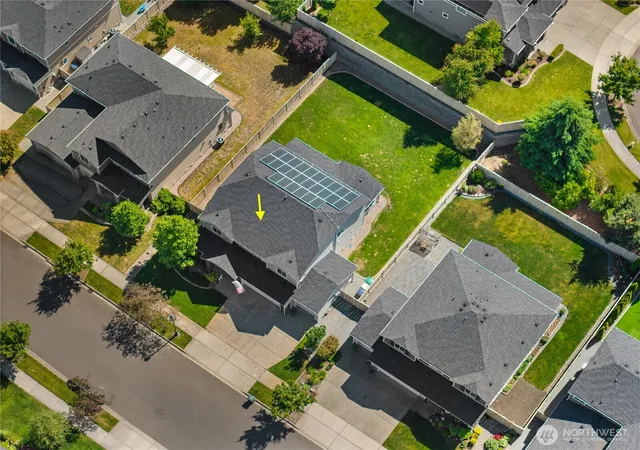 Photo 2 of Single family home for sale at 4238 Campus Dr Ne, Lacey, WA 98516 | MLS# NWM2540173 | Listing updated on 2026-09-29