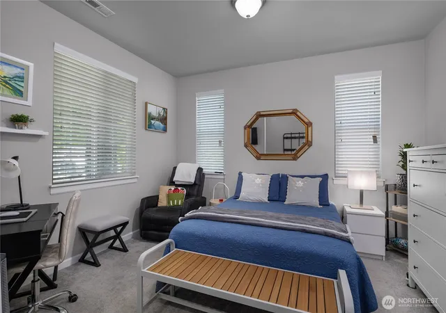 Photo 4 of Single family home for sale at 4238 Campus Dr NE, Lacey, WA 98516 | MLS# NWM2540173 | Listing updated on 2026-09-29