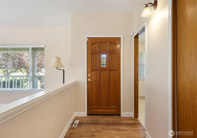 Photo 3 of Single family home for sale at 2214 S Belair Dr, Moses Lake, WA 98837 | MLS# NWM2540196 | Listing updated on 2026-09-23