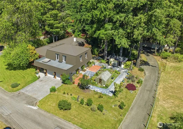 Photo 2 of Single family home for sale at 3050 Se Mullenix Rd, Port Orchard, WA 98367 | MLS# NWM2540199 | Listing updated on 2026-09-30