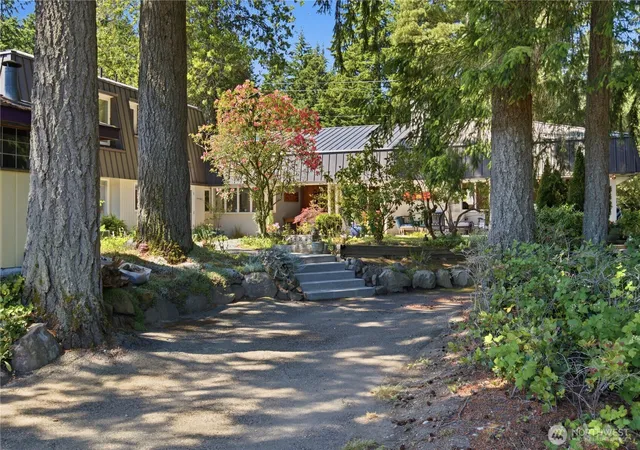 Photo 1 of Single family home for sale at 3050 Se Mullenix Rd, Port Orchard, WA 98367 | MLS# NWM2540199 | Listing updated on 2026-09-30