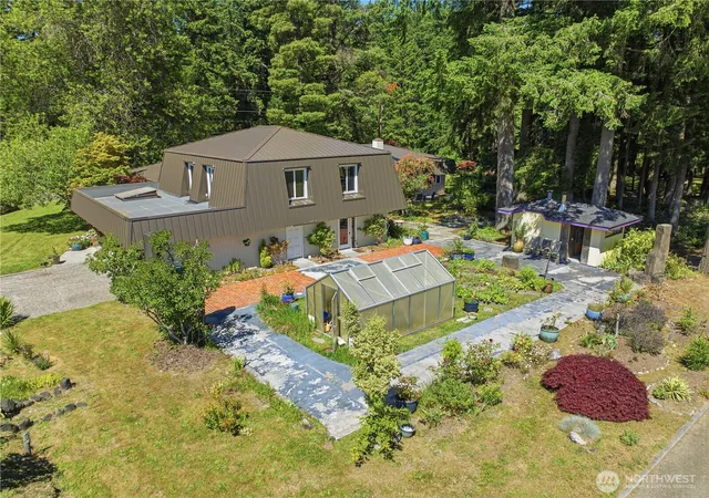 Photo 3 of Single family home for sale at 3050 Se Mullenix Rd, Port Orchard, WA 98367 | MLS# NWM2540199 | Listing updated on 2026-09-30