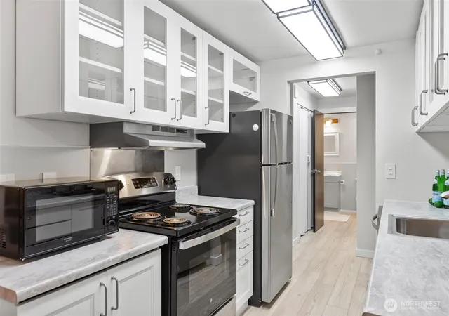 Photo 3 of Condo for sale at 710 N 160th Street #B307, Shoreline, WA 98133 | MLS# NWM2540293 | Listing updated on 2026-09-22