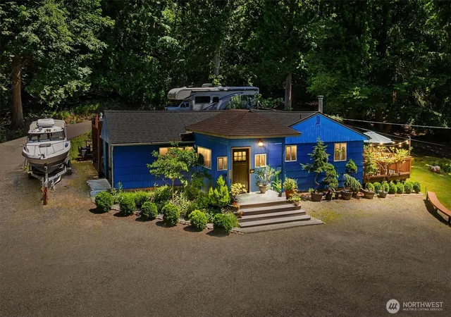 Photo 1 of Single family home for sale at 22122 Se 51st Place, Issaquah, WA 98029 | MLS# NWM2540321 | Listing updated on 2026-09-22