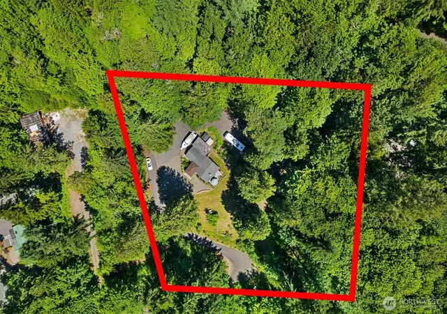 Photo 3 of Single family home for sale at 22122 SE 51st Place, Issaquah, WA 98029 | MLS# NWM2540321 | Listing updated on 2026-09-22