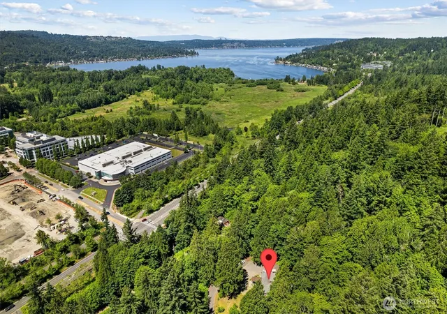 Photo 4 of Single family home for sale at 22122 SE 51st Place, Issaquah, WA 98029 | MLS# NWM2540321 | Listing updated on 2026-09-22