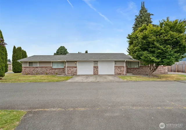 Photo 1 of Sale Pending at 2718 Mt Vista Rd #A, Centralia, WA 98531 | MLS# NWM2540329 | Listing updated on 2026-10-01